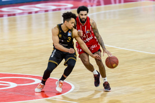 在关键时刻 在关键时刻