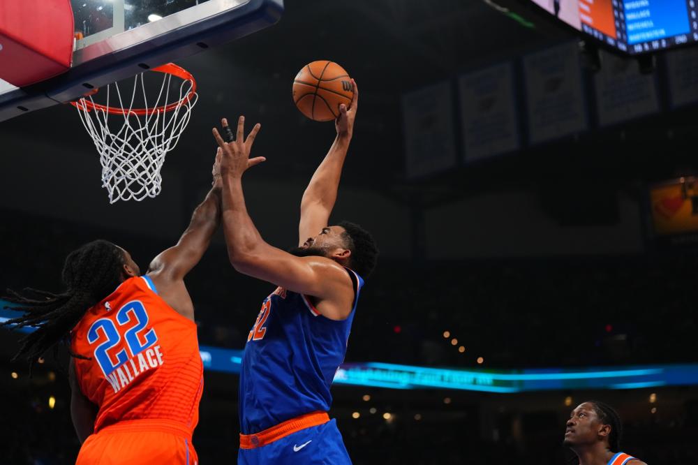 他在多场关 他在多场关