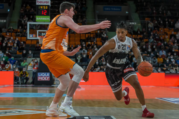 不是在后场 不是在后场